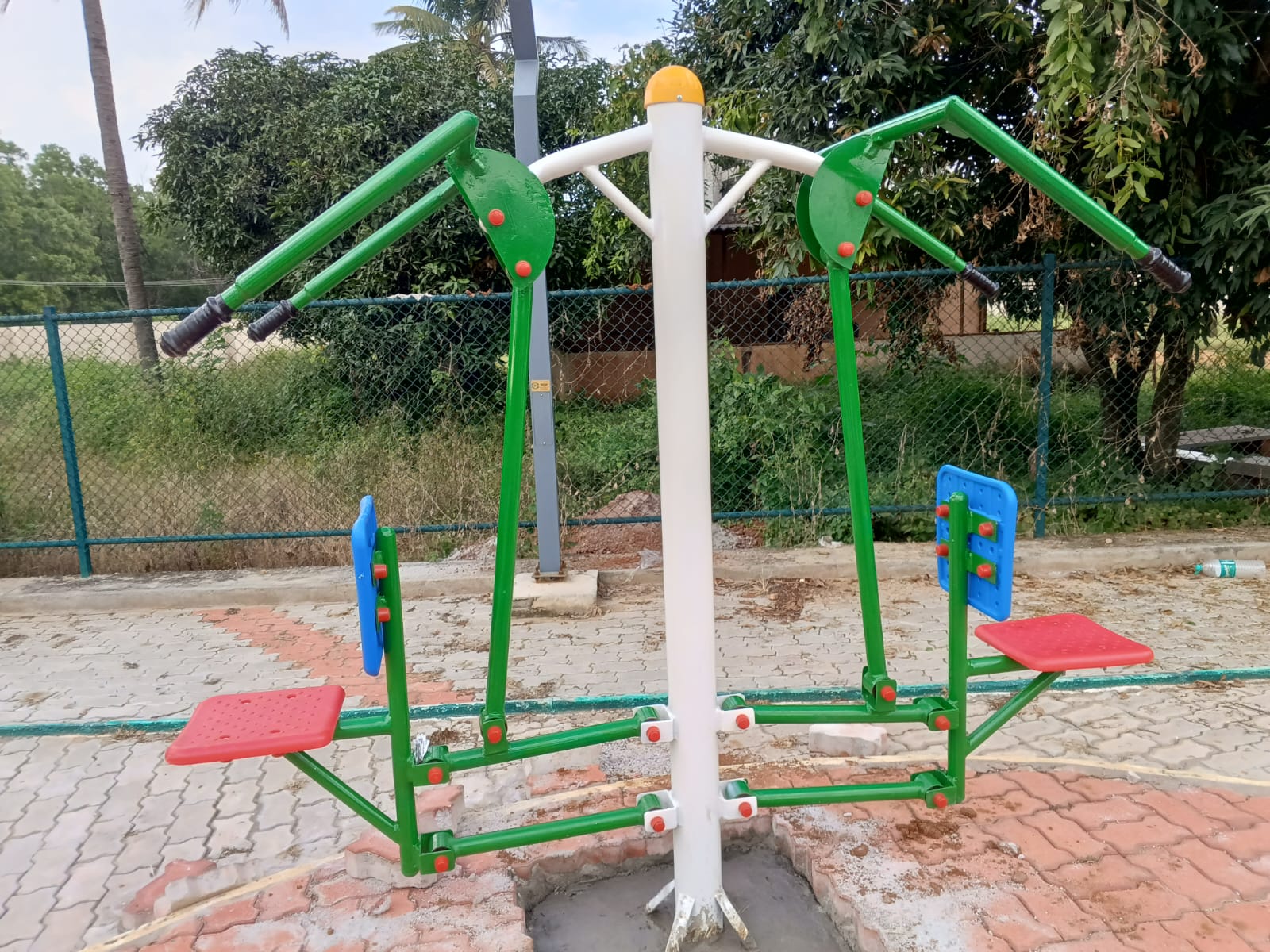 Outdoor Chest Press Machine Manufacturer and Supplier in Pune