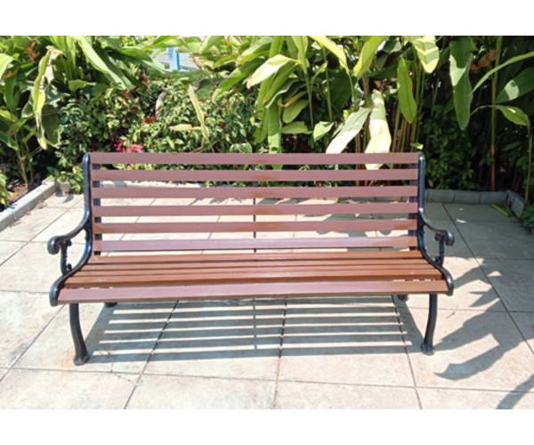 Garden Bench Manufacturers in Pune, Maharashtra